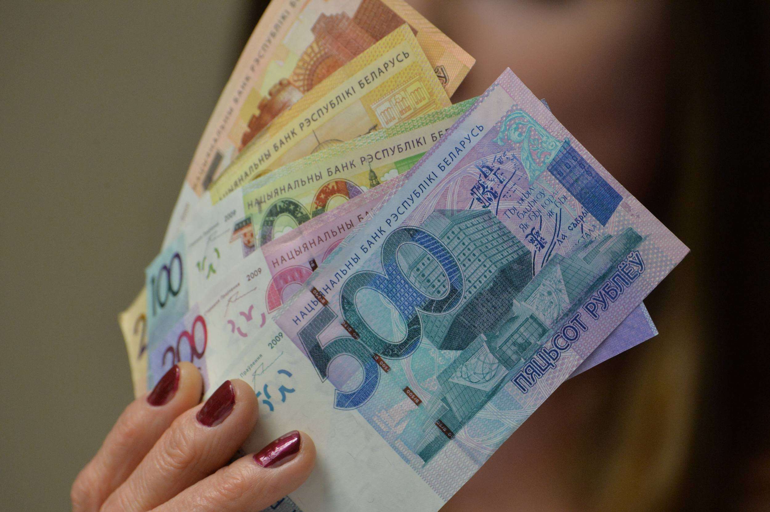 Размер средней зарплаты за август в Беларуси составил Br750,3 